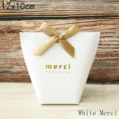 50pcs White Kraft Black Paper Bag Bronzing French "Merci" Thank You Gift Box Package Wedding Party Favor Candy Bags With Ribbon