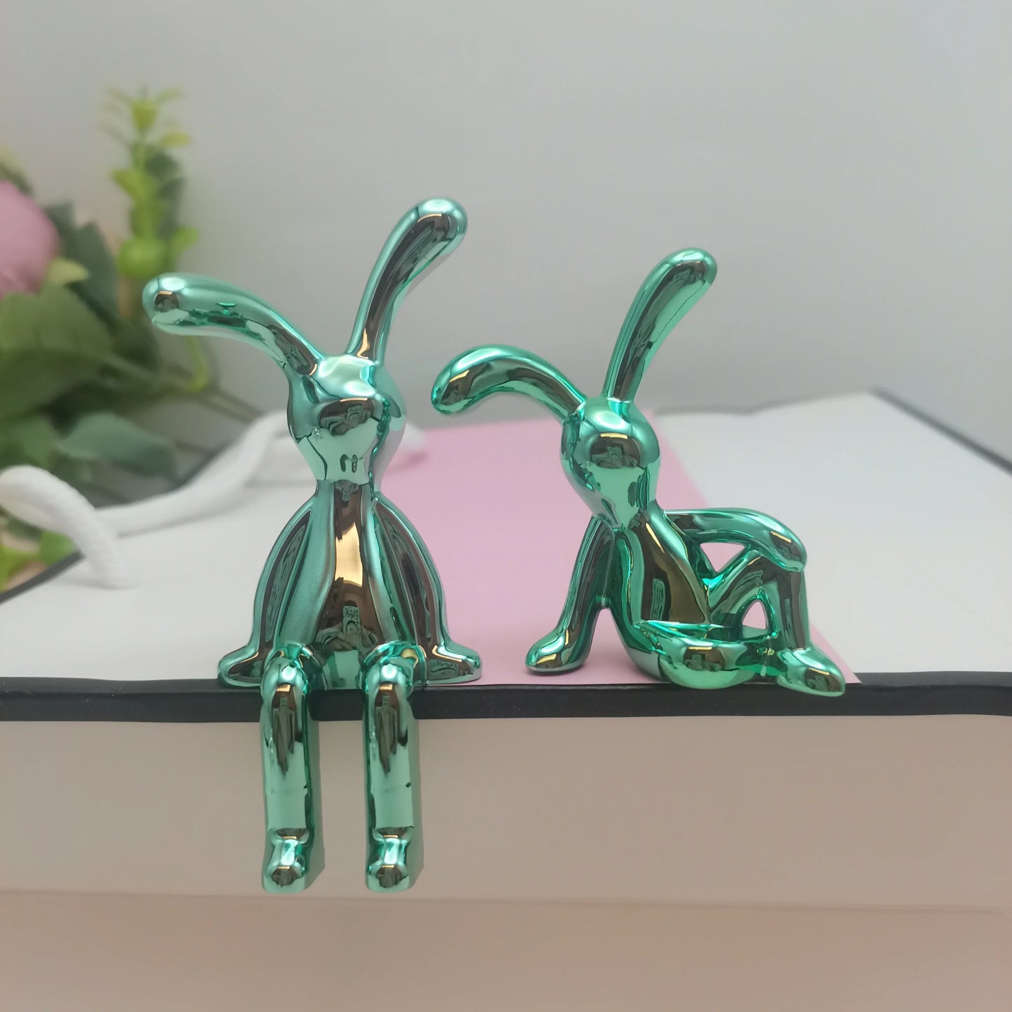 Car Interior Decoration Cartoon Animal Center Console Decoration Personality Room Dining Table Desk Decoration Car Ornaments