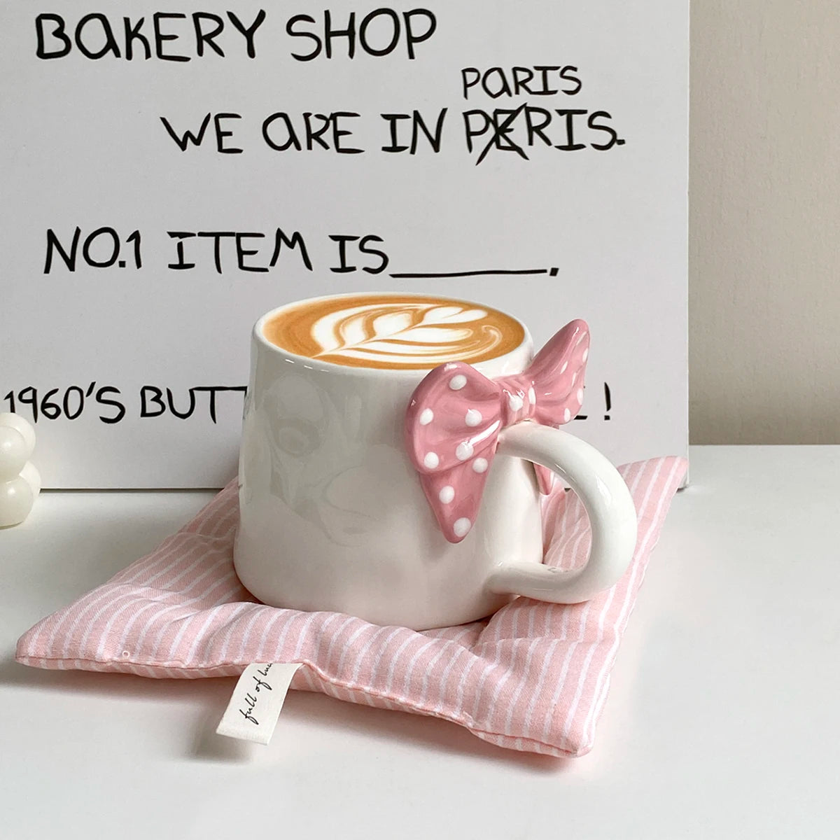 1Pc Polka Dot Bow Mug, Creative Bow Handle Ceramic Mug, Exquisite Polka Dot Design, Suitable for Home Decoration, Living Room Bedroom Dining Table Drinking Water, Party Gathering, Candlelight Dinner, Gift Giving