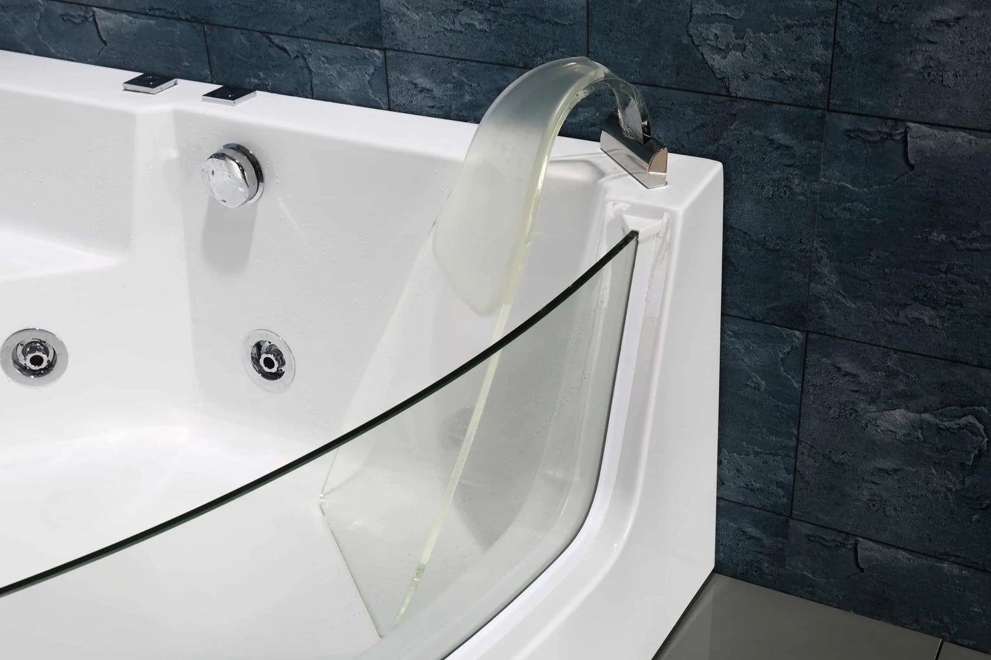 Acrylic Material Spa Bathtub Bathroom Natural For Elder People Jacuzzier Function 74 Jets Massage White Modern Corner Bathtub